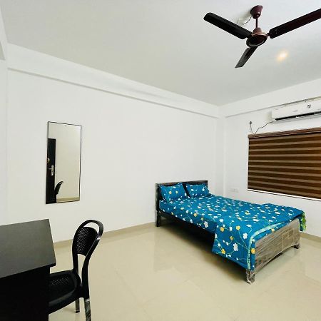 Highland Residency Hotel Attappadi Bagian luar foto